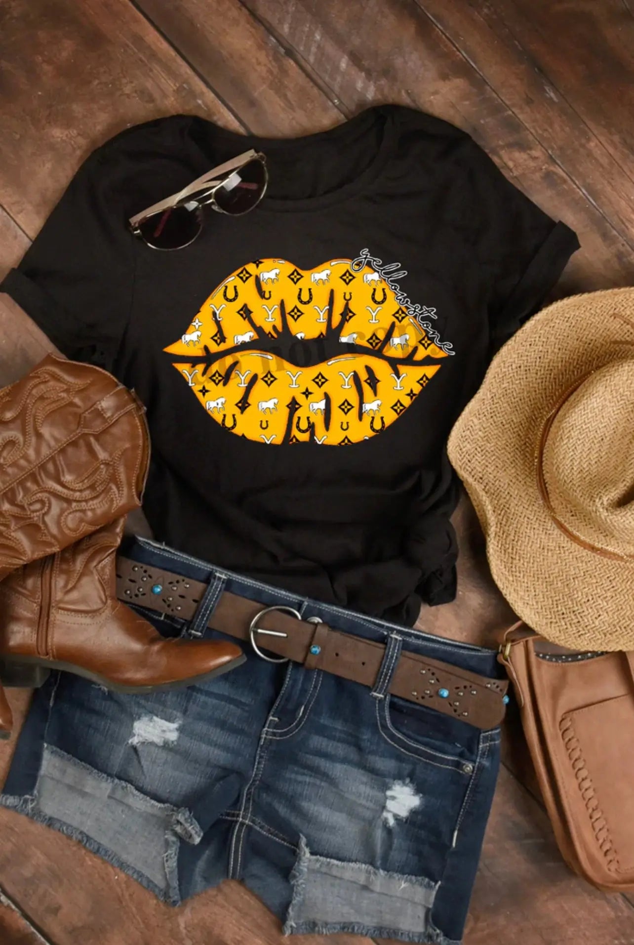 Gold Stone Lips shirt Classy Southern Bling